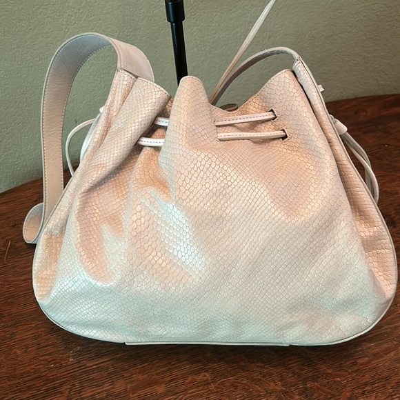 Halston Heritage Bucket Bag in Bone White Lizard Embossed Leather - Picture 6 of 13